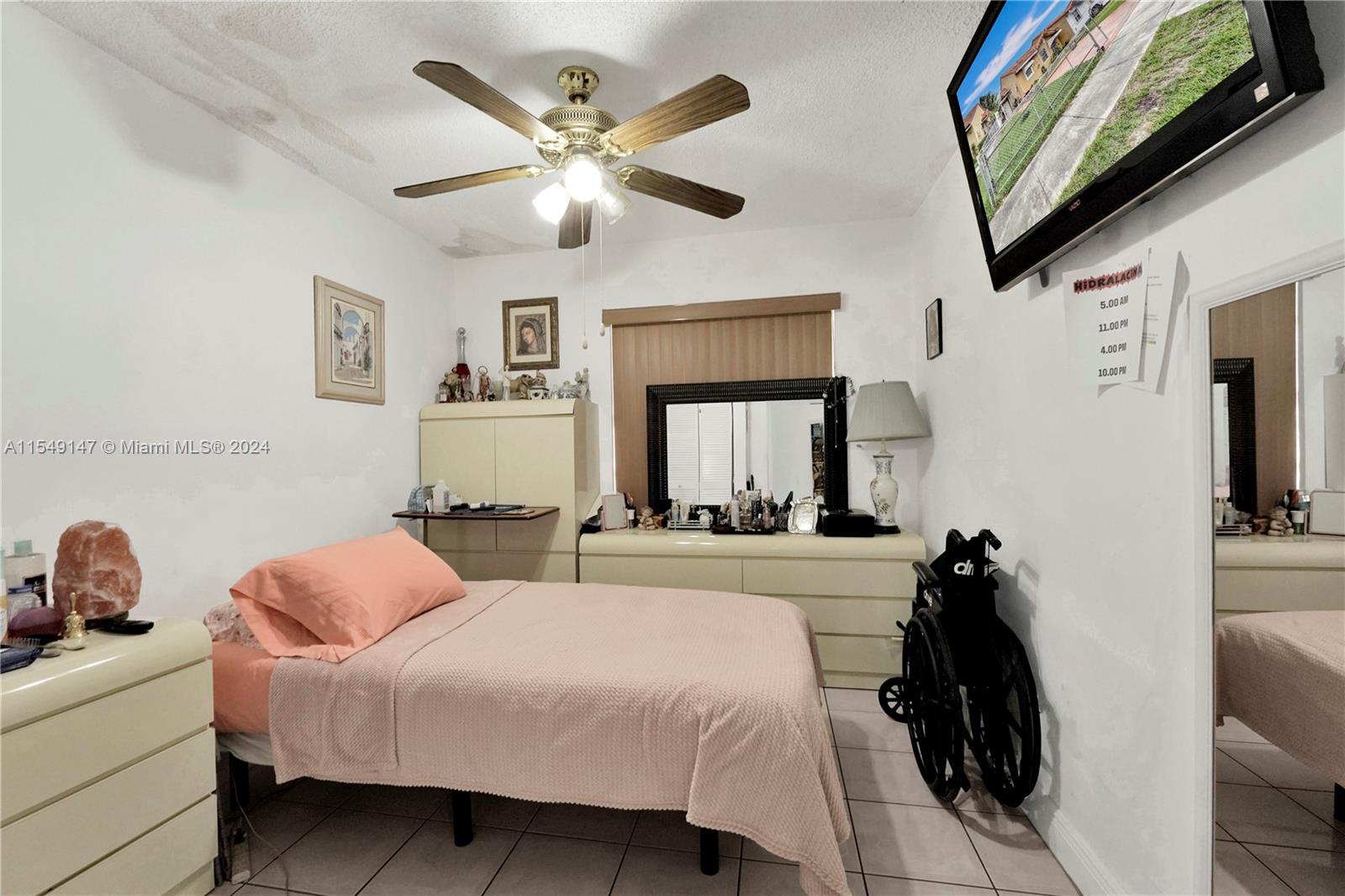 12052 Southwest 208th Terrace Miami, FL 33177 - Photo 32 of 44 Gallery Image 32