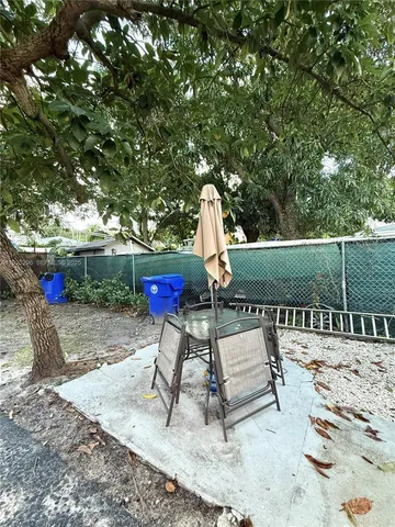 $1,300 | 7815 Northwest 5th Court, Unit 3, Miami, FL 33150