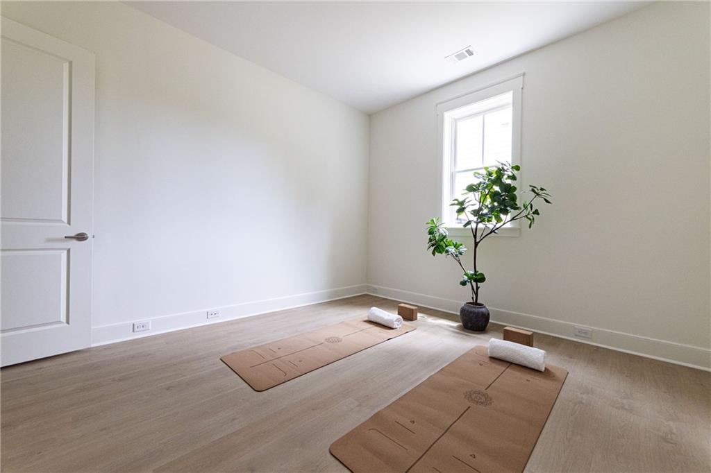 585 Sherwood Road Northeast Atlanta, GA 30324 - Photo 47 of 104