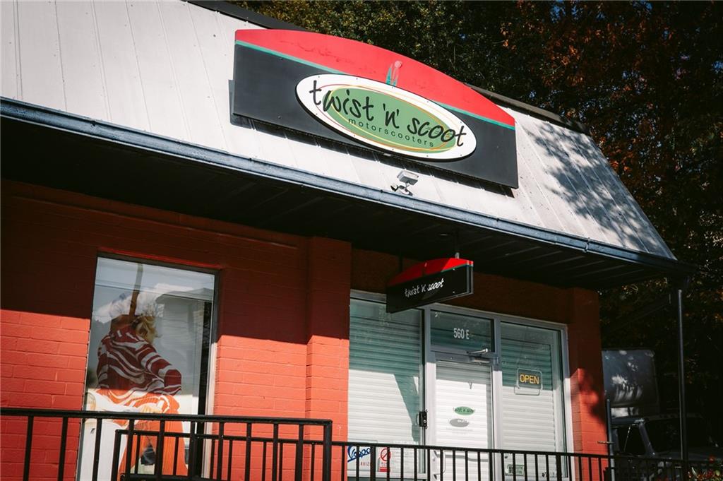 585 Sherwood Road Northeast Atlanta, GA 30324 - Photo 79 of 104