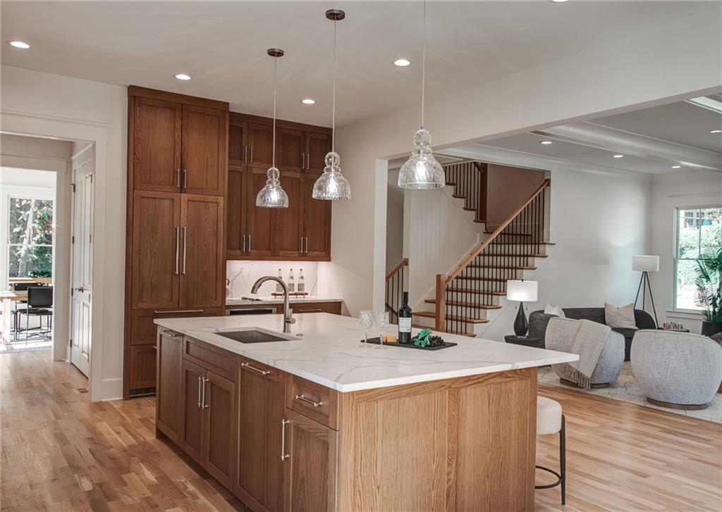 585 Sherwood Road Northeast Atlanta, GA 30324 - Photo 9 of 104