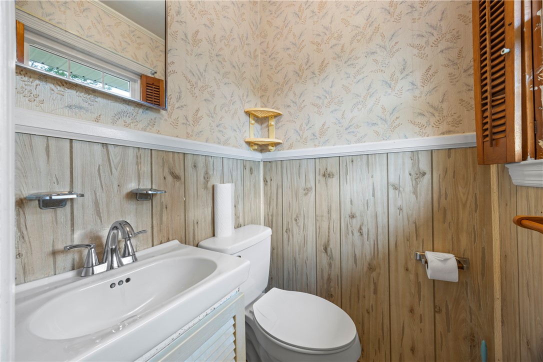 104 Henry Avenue Seneca, SC 29678 - Photo 23 of 50