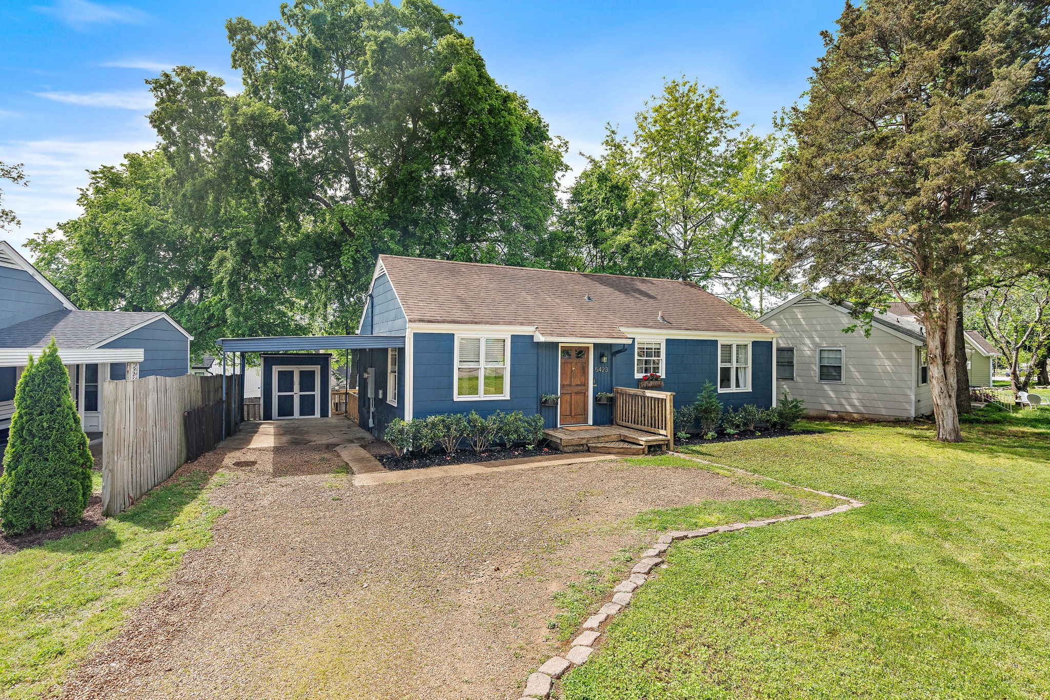 5423 Knob Road Nashville, TN 37209 - Photo 4 of 28