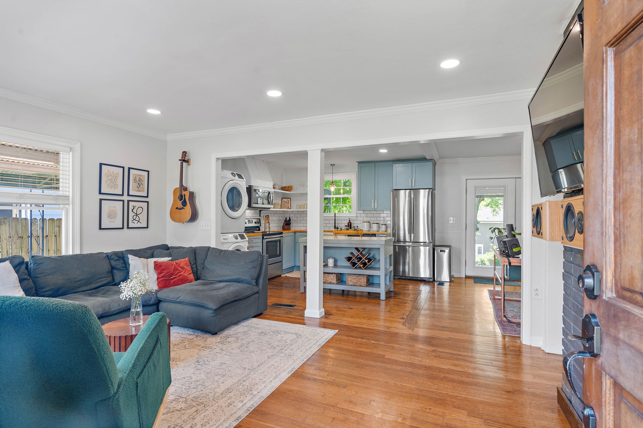 5423 Knob Road Nashville, TN 37209 - Photo 5 of 28