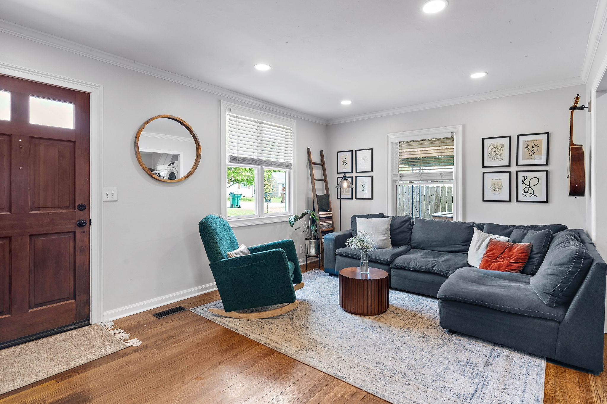 5423 Knob Road Nashville, TN 37209 - Photo 7 of 28