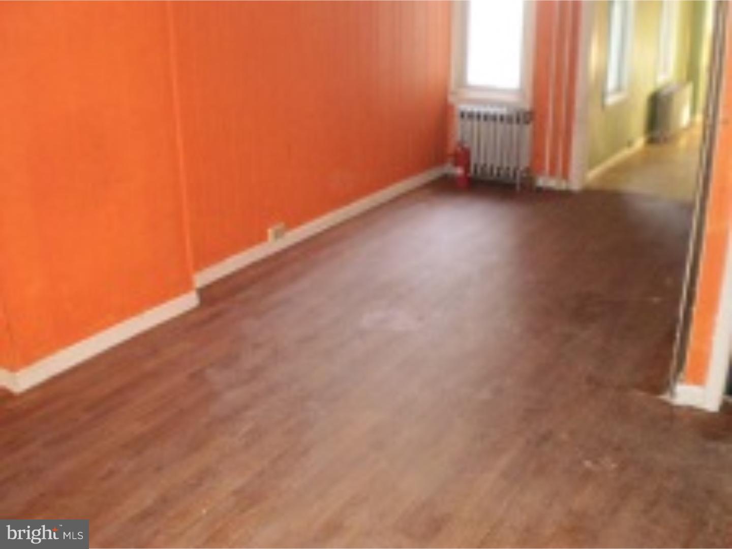 724 Locust Street Reading, PA 19604 - Photo 2 of 9 Gallery Image 2