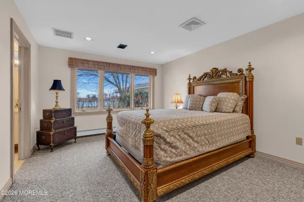 $5,800,000 | 17 Oyster Bay Drive, Rumson, NJ 07760
