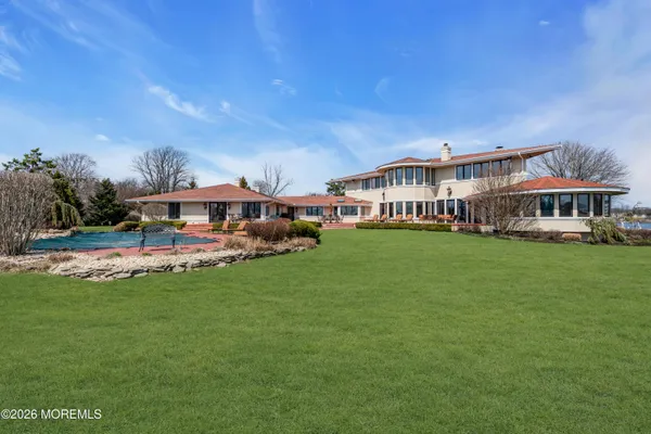 $5,800,000 | 17 Oyster Bay Drive, Rumson, NJ 07760