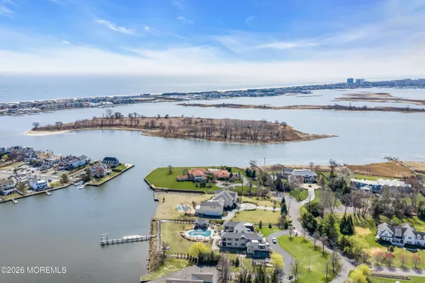 $5,800,000 | 17 Oyster Bay Drive, Rumson, NJ 07760