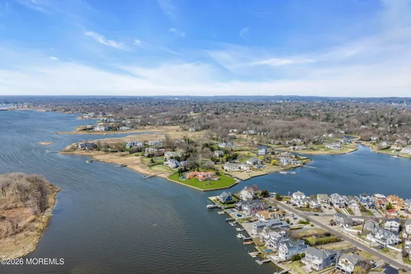 $5,800,000 | 17 Oyster Bay Drive, Rumson, NJ 07760
