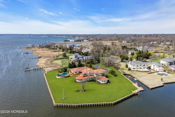 $5,800,000 | 17 Oyster Bay Drive, Rumson, NJ 07760