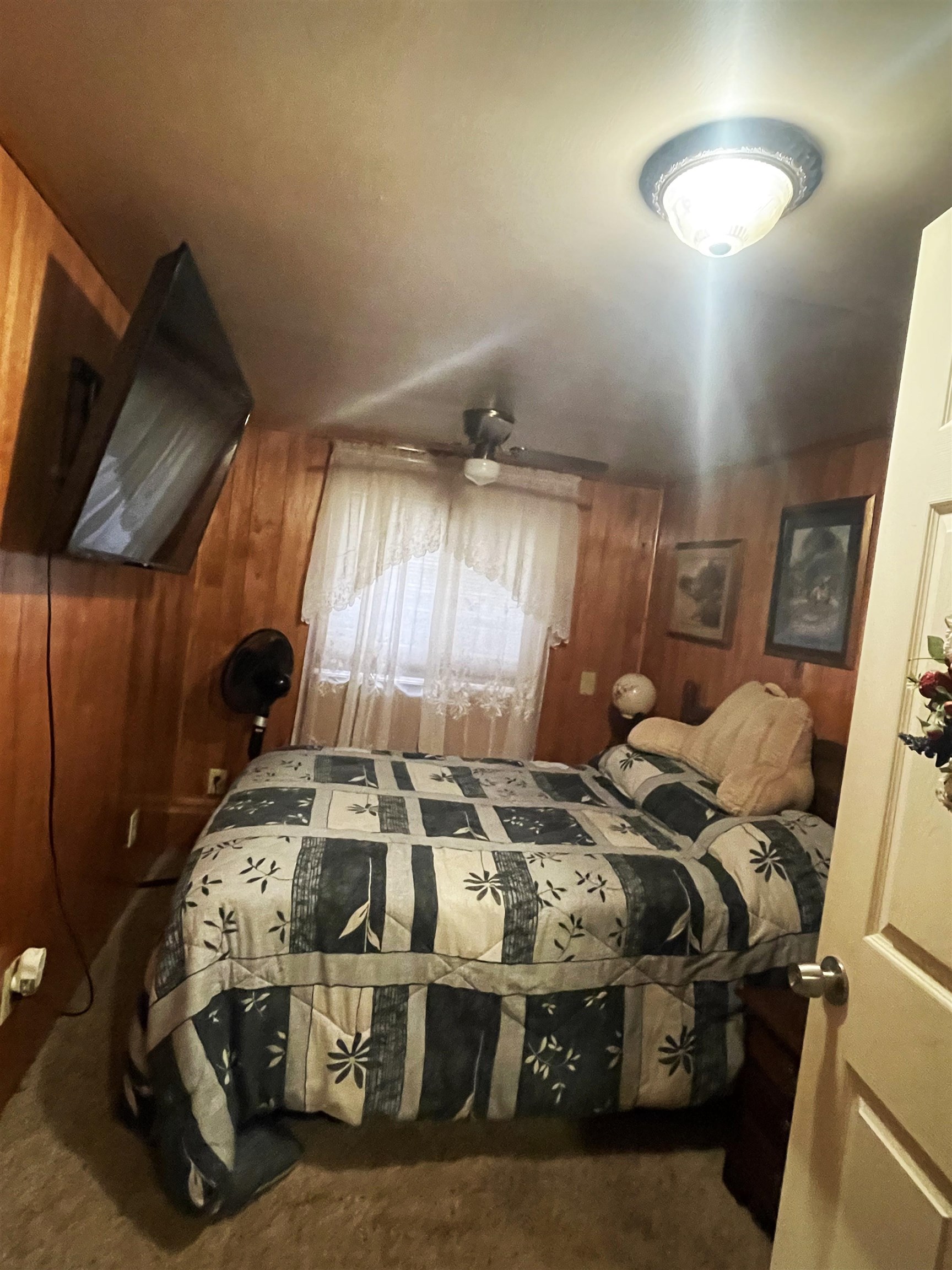 2346 Arbor Road Lupton, MI 48635 - Photo 4 of 26 1928533-e69e9d04-db9c-4468-a28b-86064b9be529.JPG
