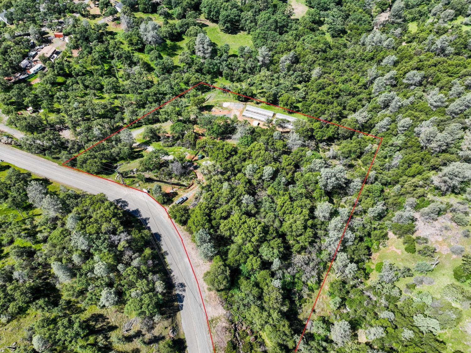 15806 Perimeter Road Grass Valley, CA 95949 - Photo 3 of 48