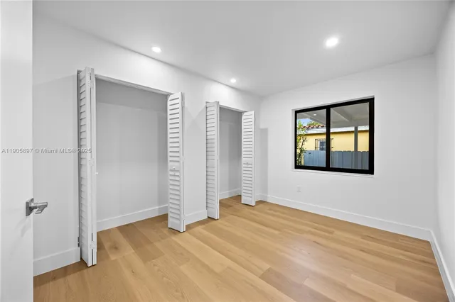 a view of empty room