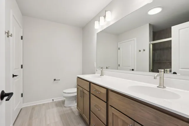 $589,900 | 2491 Boulder Drive, Slinger, WI 53086