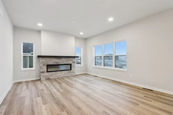 $589,900 | 2491 Boulder Drive, Slinger, WI 53086