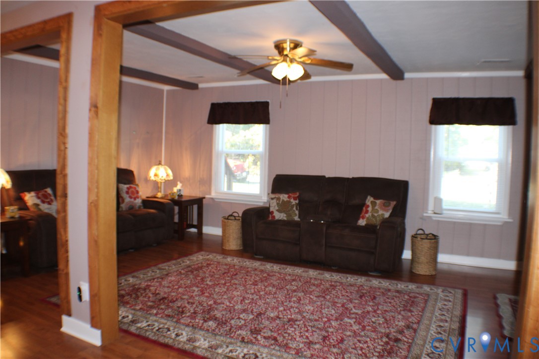 10009 Simplicity Street Chesterfield, VA 23832 - Photo 9 of 47 a living room with furniture rug and window