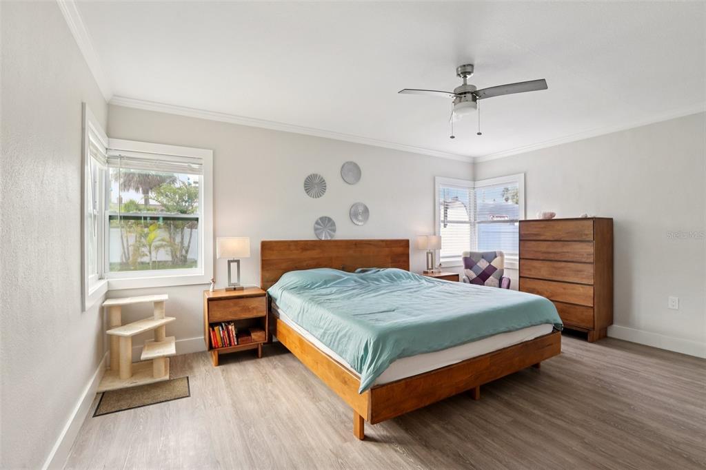 15424 2nd Street East Madeira Beach, FL 33708 - Photo 19 of 35