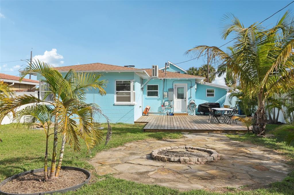 15424 2nd Street East Madeira Beach, FL 33708 - Photo 23 of 35