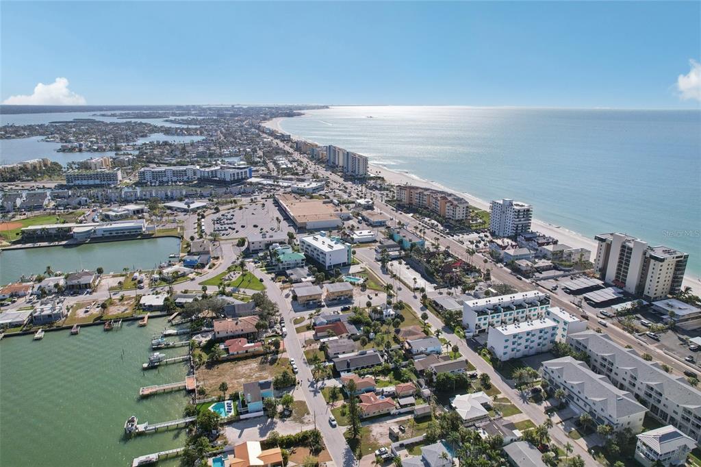 15424 2nd Street East Madeira Beach, FL 33708 - Photo 32 of 35