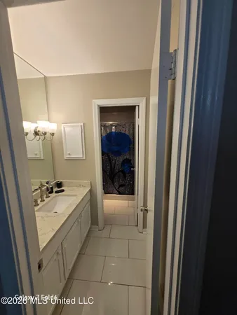 $1,500 | 5025 Wayneland Drive, Unit B12, Jackson, MS 39211