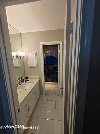 $1,500 | 5025 Wayneland Drive, Unit B12, Jackson, MS 39211