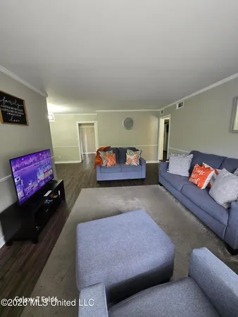 $1,500 | 5025 Wayneland Drive, Unit B12, Jackson, MS 39211