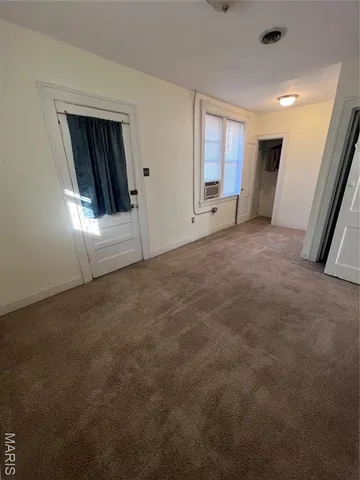 $1,550 | 7473 Wise Avenue, St. Louis, MO 63117