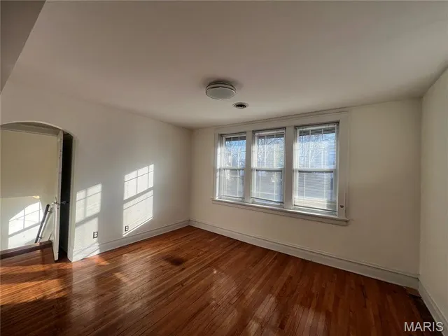 $1,550 | 7473 Wise Avenue, St. Louis, MO 63117