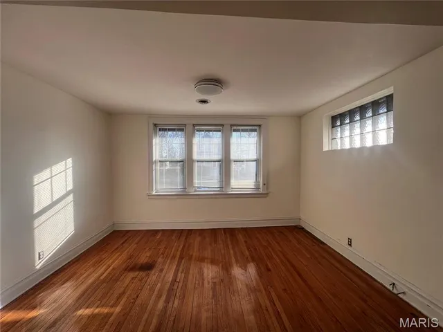 $1,550 | 7473 Wise Avenue, St. Louis, MO 63117