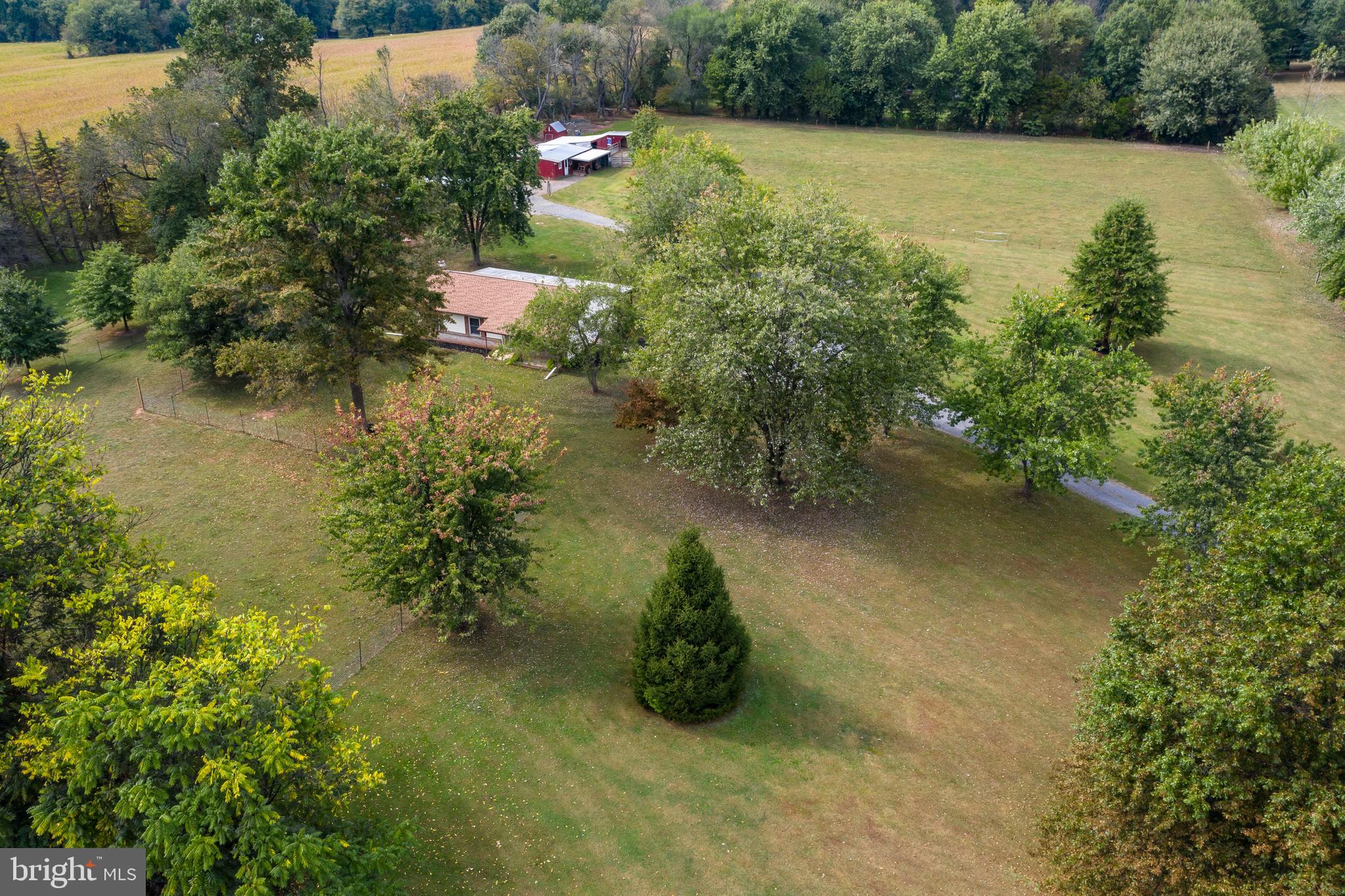 1131 Miller Road Pottstown, PA 19465 - Photo 4 of 43 Gallery Image 4