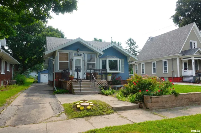 $125,000 | 559 Clark Street, Galesburg, IL 61401