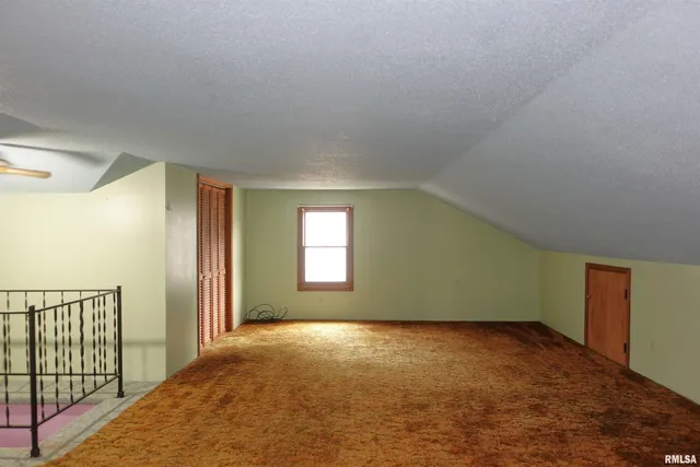 $125,000 | 559 Clark Street, Galesburg, IL 61401