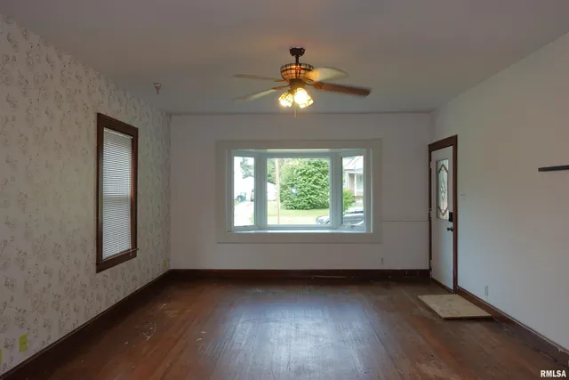 $125,000 | 559 Clark Street, Galesburg, IL 61401