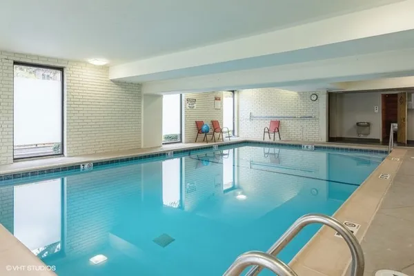 $264,900 | 3900 North Pine Grove Avenue, Unit 511, Chicago, IL 60613