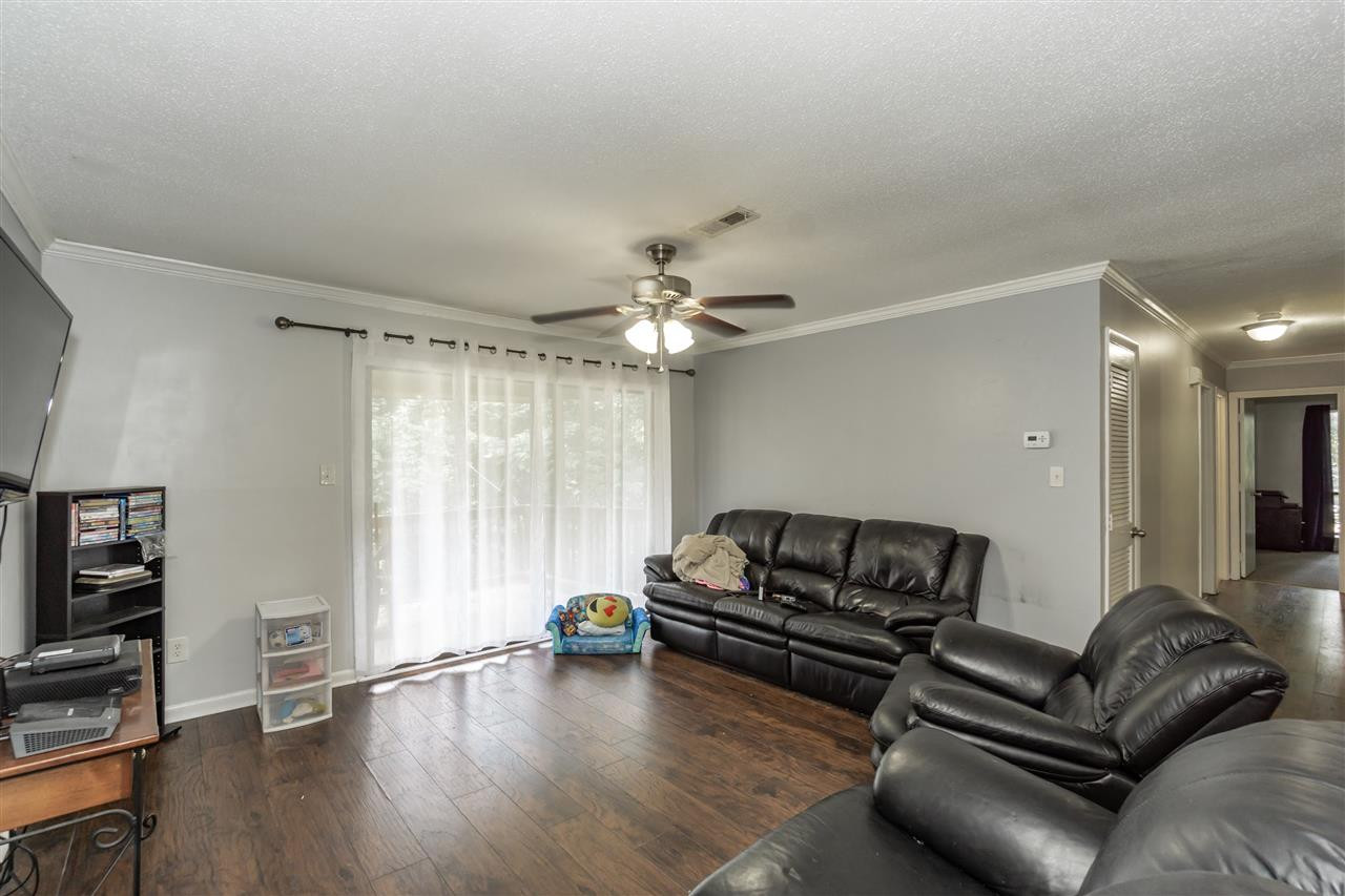 547 Pine Ridge Place, Unit 547 Raleigh, NC 27609 - Photo 6 of 27 Photo 6