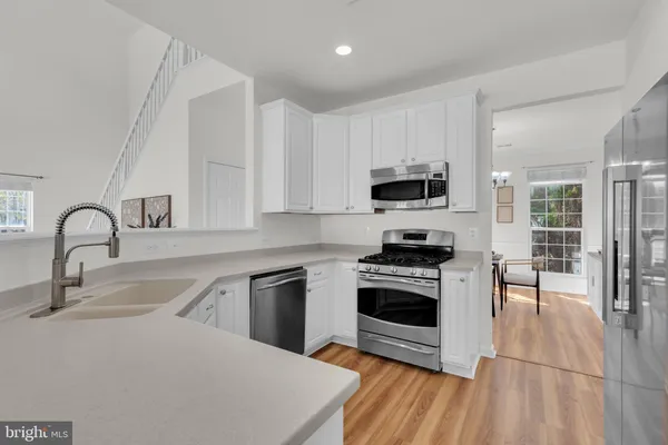 $749,900 | 43312 Ardmore Street, Ashburn, VA 20147