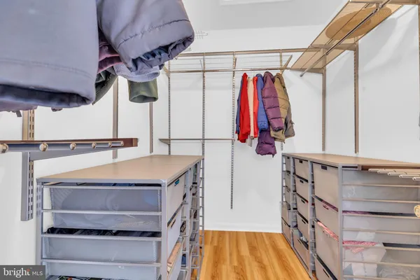 $749,900 | 43312 Ardmore Street, Ashburn, VA 20147