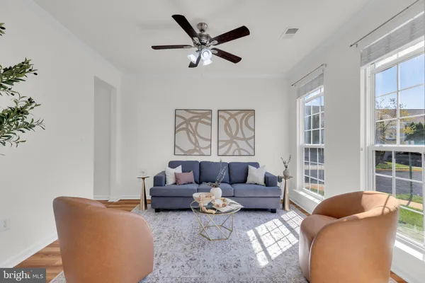 $749,900 | 43312 Ardmore Street, Ashburn, VA 20147