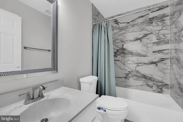 $749,900 | 43312 Ardmore Street, Ashburn, VA 20147