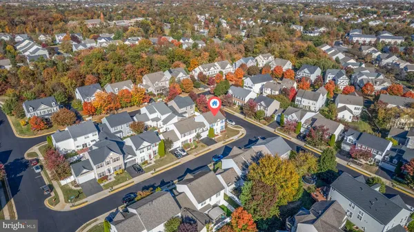 $749,900 | 43312 Ardmore Street, Ashburn, VA 20147