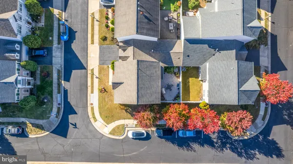 $749,900 | 43312 Ardmore Street, Ashburn, VA 20147