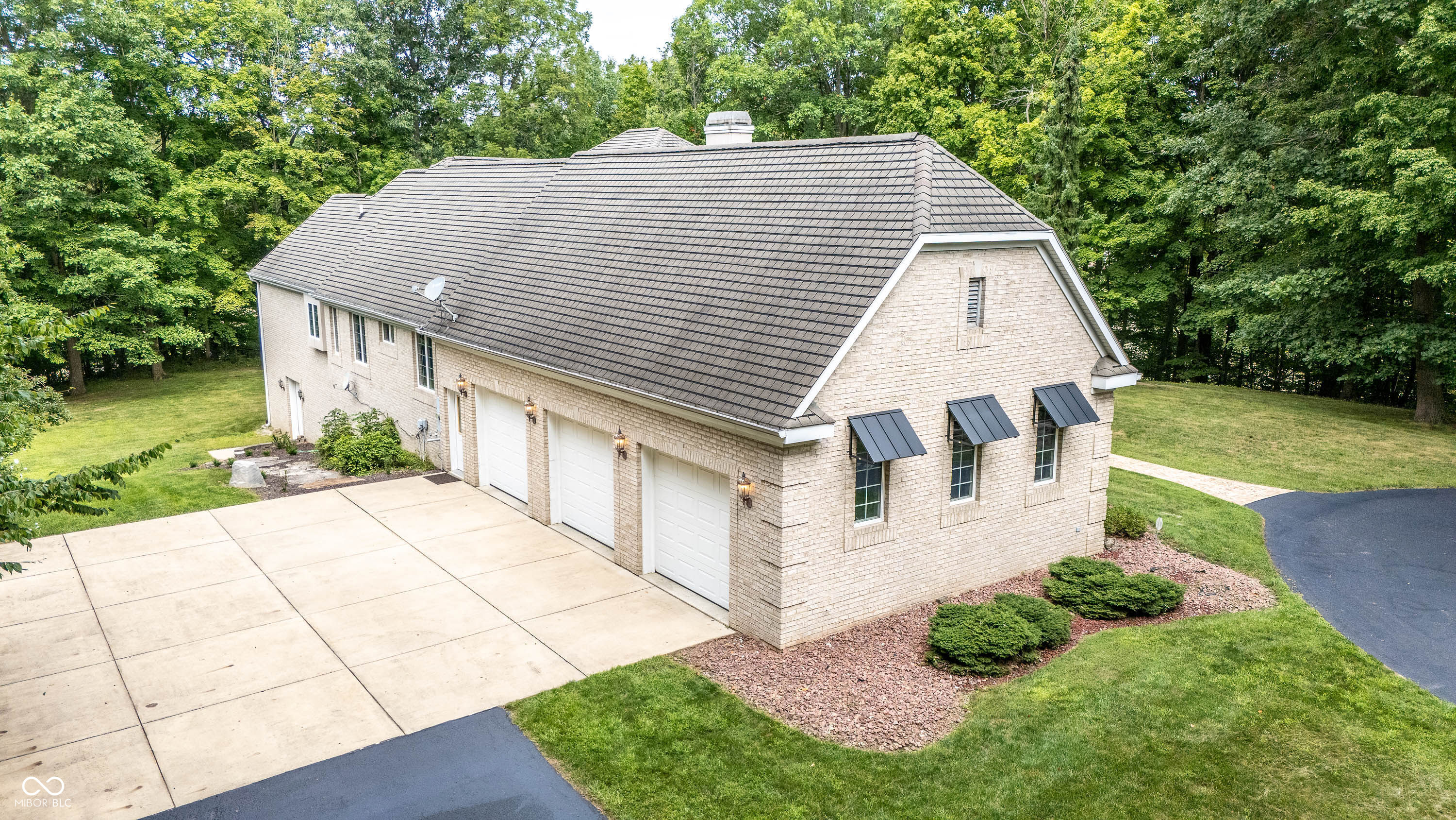 887 North Harbour Pointe Road Peru, IN 46970 - Photo 4 of 35 Gallery Image 4