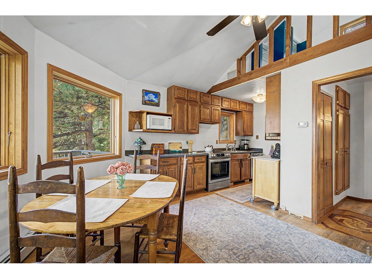 208 Packer Gulch Road Boulder, CO 80302 - Photo 10 of 41 Dining Area