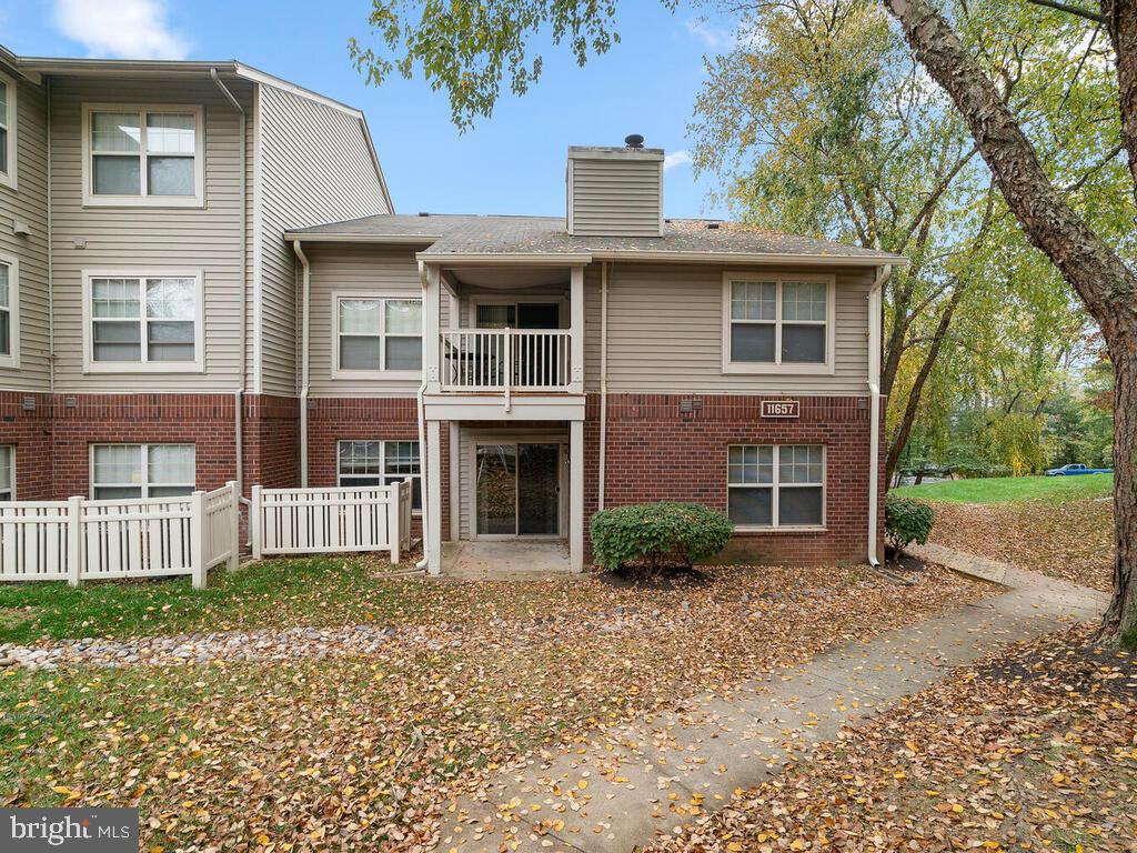 11657 Chesterfield Court Reston, VA 20190 - Photo 1 of 30 Gallery Image 1
