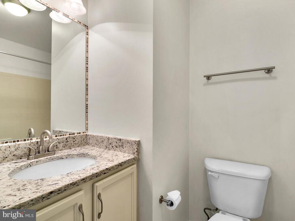 11657 Chesterfield Court Reston, VA 20190 - Photo 20 of 30 Gallery Image 20