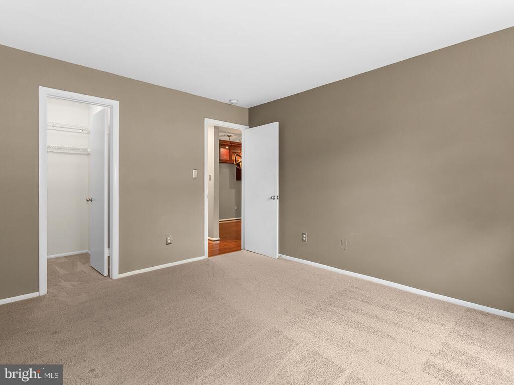 11657 Chesterfield Court Reston, VA 20190 - Photo 24 of 30 Gallery Image 24