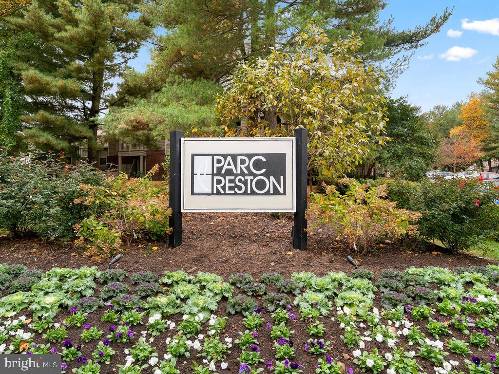 11657 Chesterfield Court Reston, VA 20190 - Photo 27 of 30 Gallery Image 27