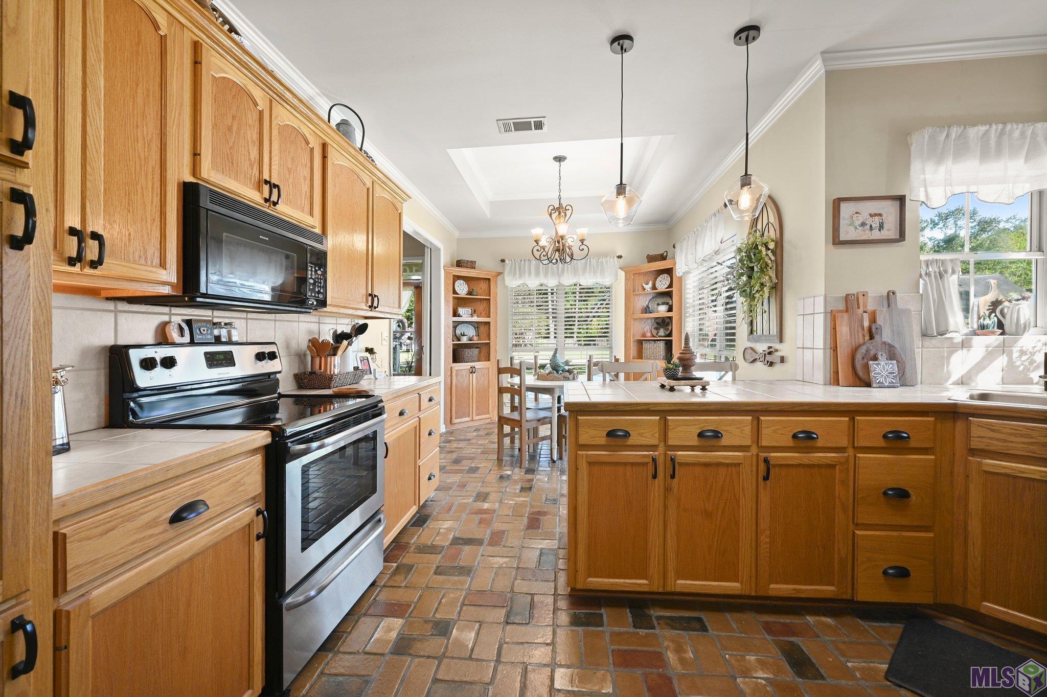 10380 Lone Pine Road Denham Springs, LA 70726 - Photo 6 of 27 Gallery Image 6