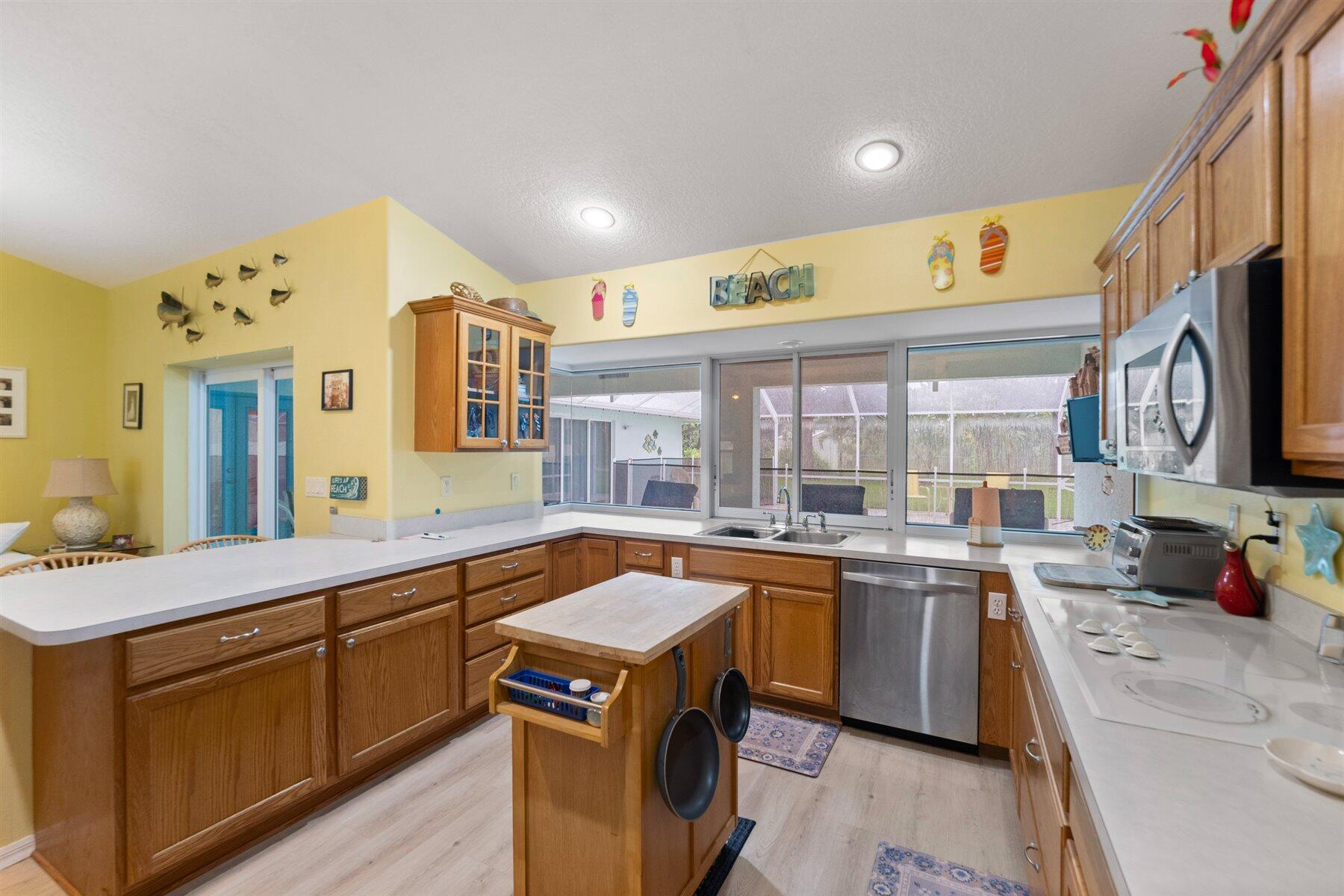 3329 Southwest Crestview Road Port St. Lucie, FL 34953 - Photo 13 of 50 13-DSC07360